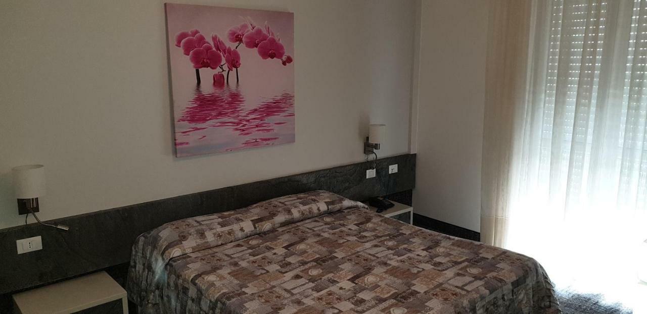 Hotel Azzurra Sirmione Extérieur photo